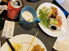 -筠咖啡西餐厅(上海国展宝龙丽筠酒店)