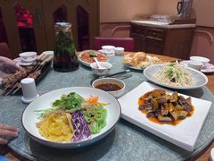 -天山集市(和家乐广场店)