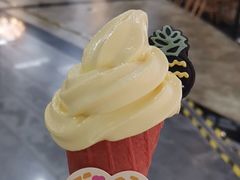 -麦当劳(世界城广场店)
