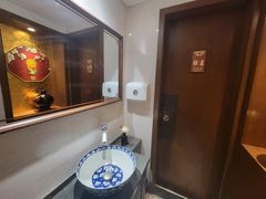 -梅龙镇酒家(南京西路总店)