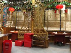 -袁小二大东北铁锅炖(吉祥村总部)