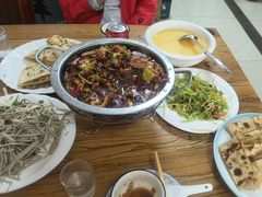 -溢心园香河肉饼总店