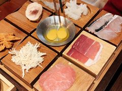 -银米·云南传统过桥米线(双廊黑金冠店)