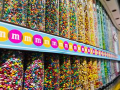 -m豆巧克力世界(上海世茂广场店)