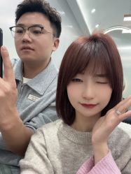 -Tloml salon