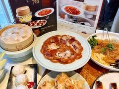 -红樱桃·欢乐餐厅(太原里店)