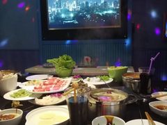 -唯爱KTV聚会餐厅(仙林东城汇店)
