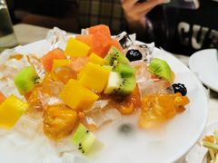 冰镇鲜果咕咾肉-汤城小厨•粤菜•靓汤(西直门凯德MALL店)