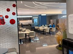 -广州琶洲会展广州塔地铁站轻居酒店