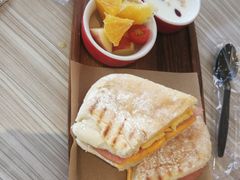 -必胜客(海滨店)