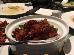 鲍鱼红烧肉-小南洋海景餐厅(深圳湾店)