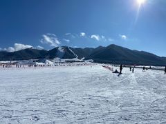 -丝绸之路山地度假区滑雪场