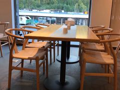 靠窗位-和雅集素斋(景区店)