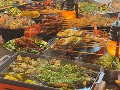 -何师烧烤Pro ·江湖川菜·小龙虾·精酿(太古里旗舰店)