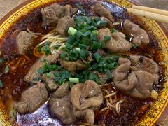 -胥佳烧鸡公牛肉面馆