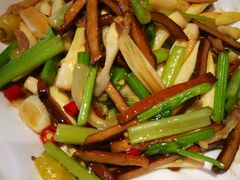 香干炒野芹菜-不倒翁·安徽名菜楼(步行街店)