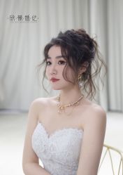 -欣薇婚纱(新源乐汇城店)