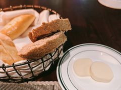美式餐前面包-Wolfgang’s Steakhouse 沃夫冈牛排馆(上海白玉兰广场店)