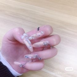 -Pink You美甲洗眉纹绣定制中心