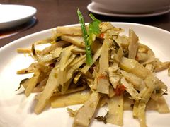 榄菜拌春笋-有璟阁港式餐厅(国贸商城店)