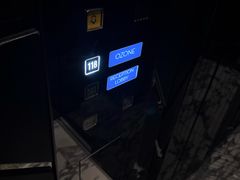 -OZONE 顶楼酒吧(香港丽思卡尔顿酒店)