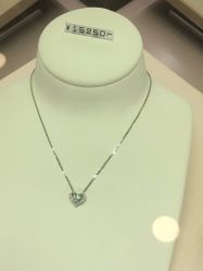 -六福珠寶(百联南方购物中心店)