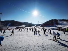 -长春莲花山滑雪场