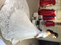 满庭芳婚纱礼服店-满庭芳婚纱礼服店