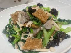 -梅利汴京烤鸭•开封豫菜地标店(东大街店)