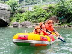 -安吉龙王山峡谷漂流