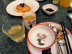 -新白鹿餐厅(湖滨银泰IN77C区店)