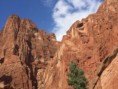 -天山神秘大峡谷