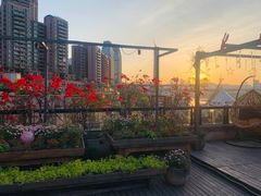 -冰冰龙虾·江湖菜·花园江景餐厅