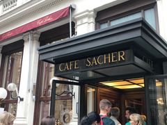 -Cafe Sacher(WIEN)