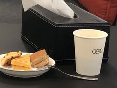 -深圳锦龙奥迪4S店(前海店)