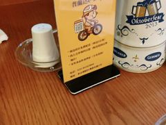 -普兰达德国餐厅·德式脆皮烤猪肘·自酿啤酒(观唐店)