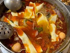 -鸡遇虾煲干锅火锅(小寨金莎店)