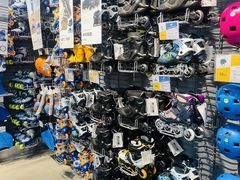 -迪卡侬(西三旗店)