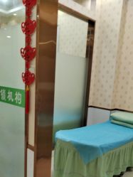 -苗医生专业祛痘·皮肤管理