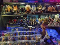 -席娜卡琳火车铁道夜市