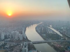 -广州塔卢特斯法国旋转餐厅
