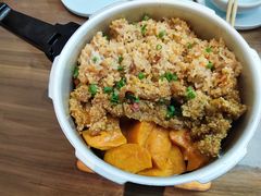 -有红鸡毛店·川菜(建设路店)