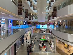 -LuOne凯德晶萃广场(徐家汇路店)