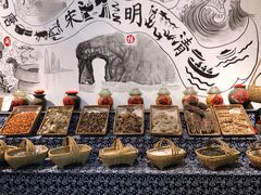 -客家大院·非遗赣南客家菜(郁孤台店)