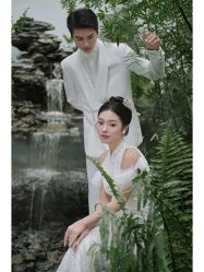 -樱花婚纱摄影