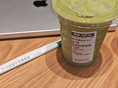 -星巴克臻选(周浦万达店)