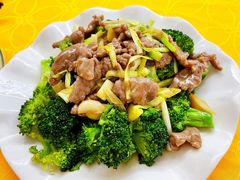 西兰花炒牛肉-肥姐美食(同福中路店)