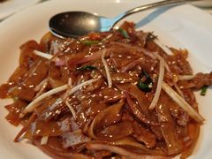 干炒牛河-馋遇江南·精致湖景雅宴(东方之门店)