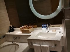 -上海中航虹桥机场泊悦酒店