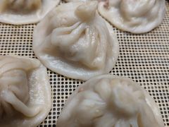 蟹黄小笼汤包-四宜糕团店(南大街店)